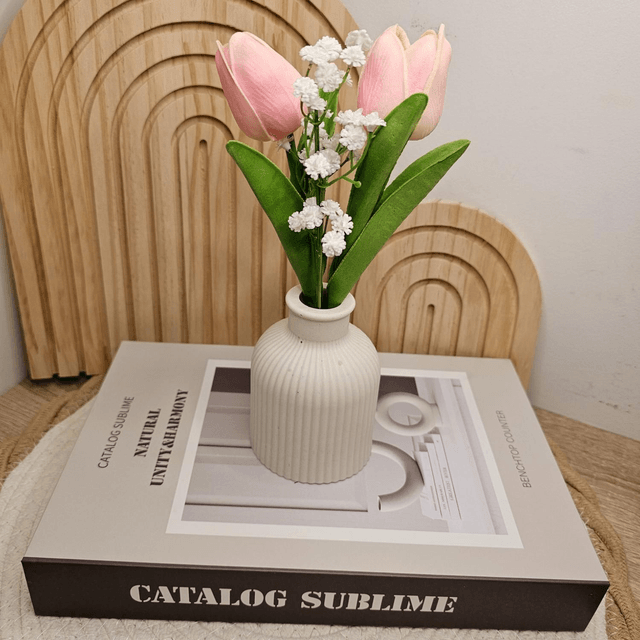 Vase en jesmonite 